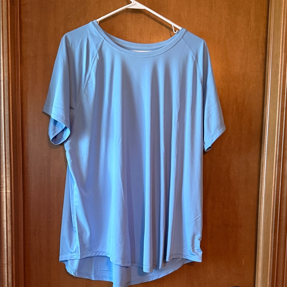 Tek Gear Light Blue Short Sleeve Women's Top